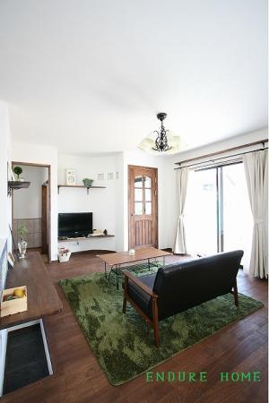 リビング☆
フロアーは無垢のオーク
優しい色合いが素敵ですね！