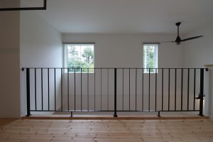 アイアン手すりの吹き抜け